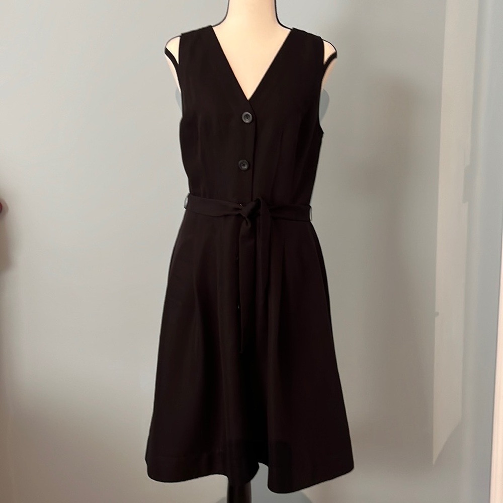 Loft- sleeveless dress
